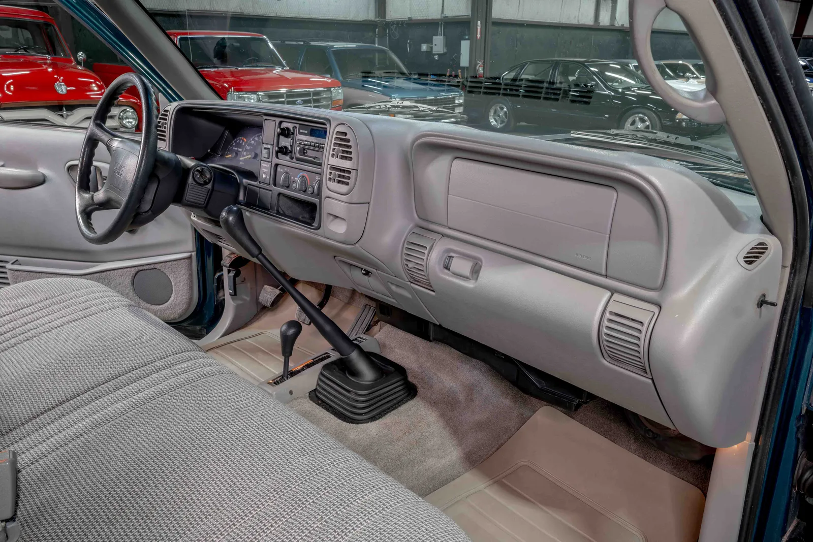1997-GMC-Sierra-Emerald Green Metallic-1GTEK14M4VZ504525-48.jpg
